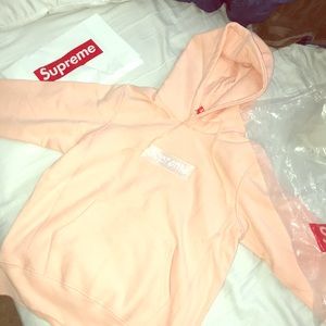 Supreme Hoodie